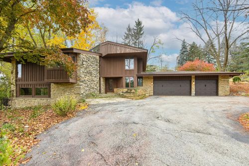 1155 Gray Fox Hollow Court, Brookfield, WI, 53045 | Card Image