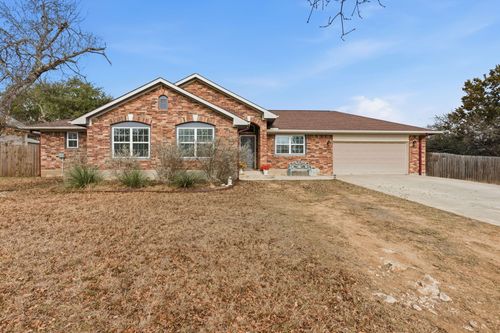 8 Stone Creek Cir, Wimberley, TX, 78676-2313 | Card Image