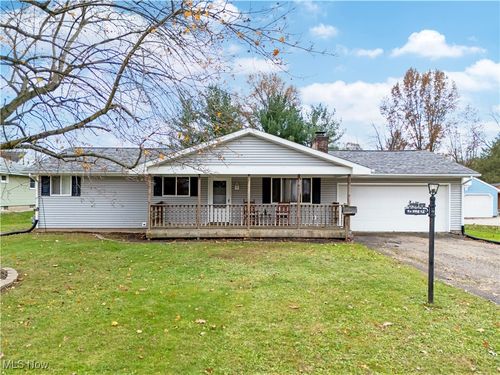 320 Main St Sw, Brewster, OH, 44613-1310 | Card Image