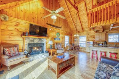 2415 N School House Gap Road, House other with 3 bedrooms, 3 bathrooms and null parking in Sevierville TN | Image 3