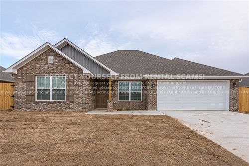 1000 Rachel St, Gentry, AR, 72734-4017 | Card Image