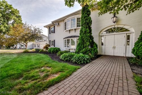 unit-7-4 Meadowlawn Dr, Mentor, OH, 44060-6238 | Card Image