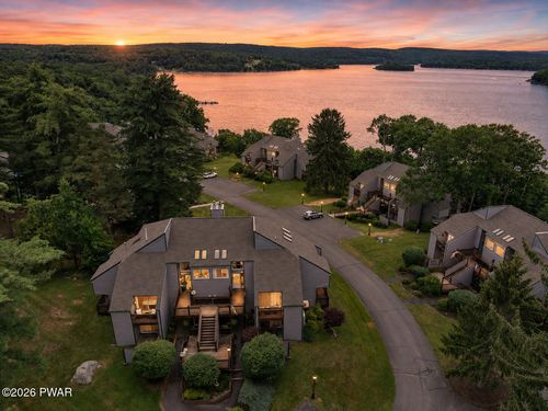 g3-111 Green Cir, Paupack, PA, 18451-7808 | Card Image