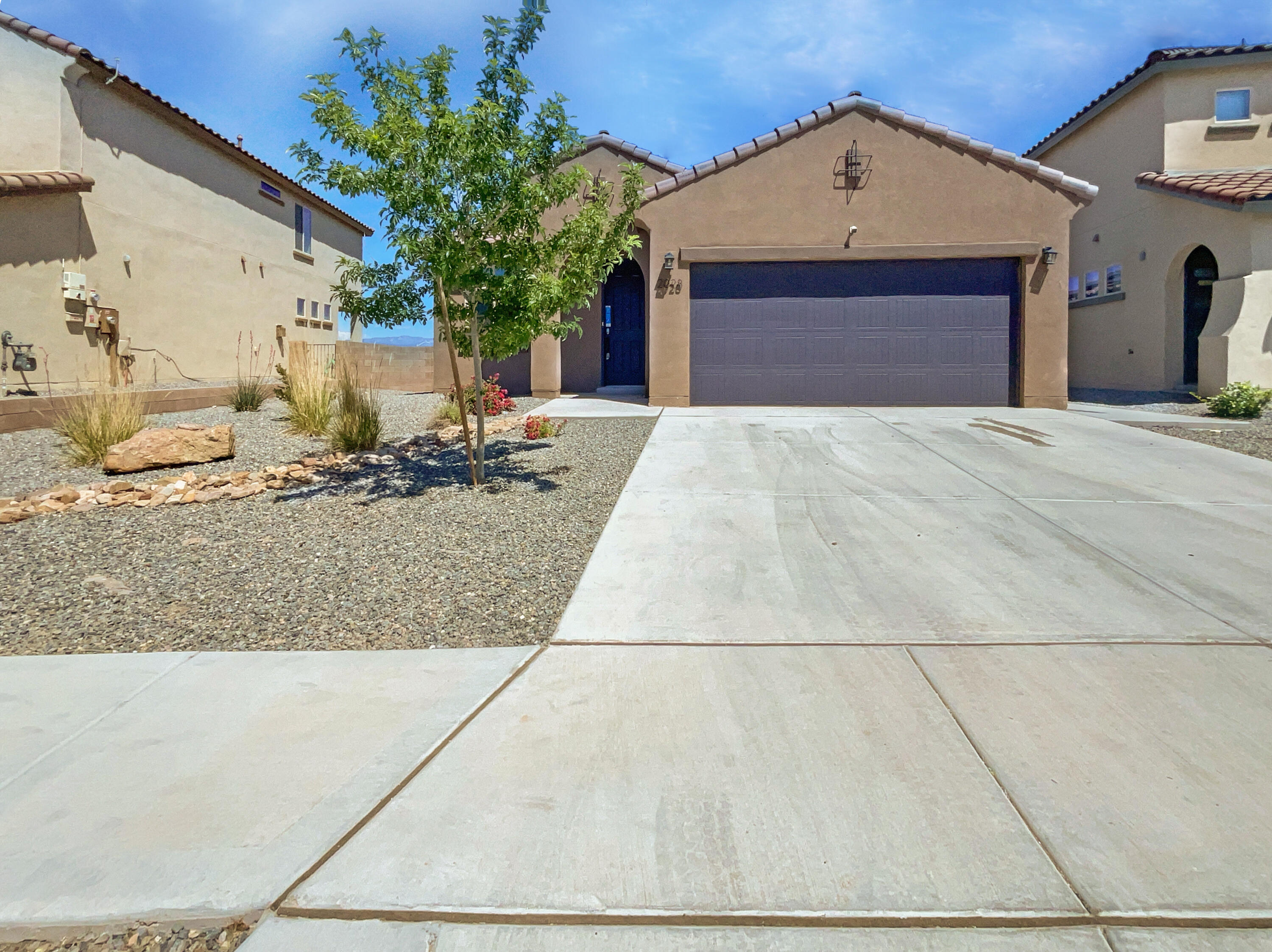 Summer Breeze Dr, Albuquerque, NM 87120
