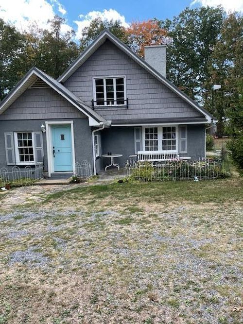 5584 Gillingham Rd, Frenchville, PA, 16836-7618 | Card Image