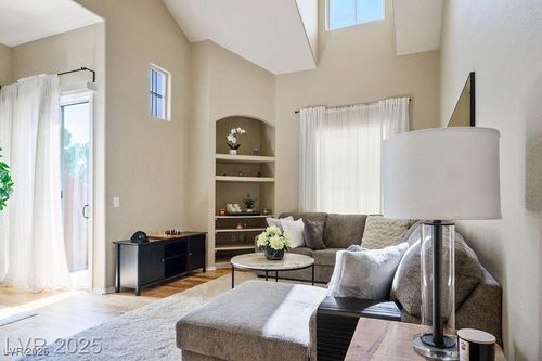 266-3975 N Hualapai Way, Las Vegas, NV, 89129-7930 | Card Image