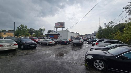8302 W Lisbon Ave, Milwaukee, WI, 53222-3860 | Card Image