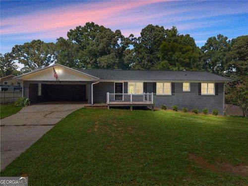 5850 Norton Cir, Flowery Branch, GA, 30542-3936 | Card Image