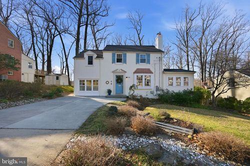 9634 Parkwood Dr, BETHESDA, MD, 20814-4024 | Card Image