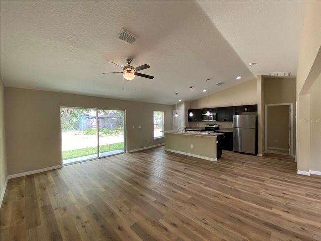 2352 Sw 168 Th Loop, House other with 3 bedrooms, 2 bathrooms and null parking in Ocala FL | Image 4