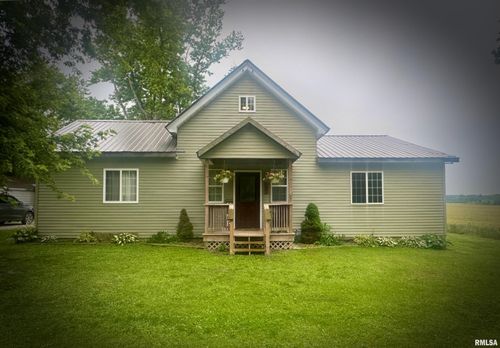 442 W Oak St, Smithfield, IL, 61477-9468 | Card Image