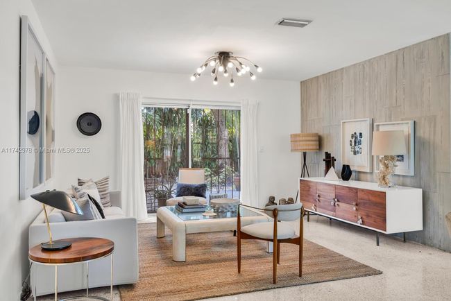 700 Ne 155 Th St, House other with 3 bedrooms, 2 bathrooms and null parking in Miami FL | Image 5