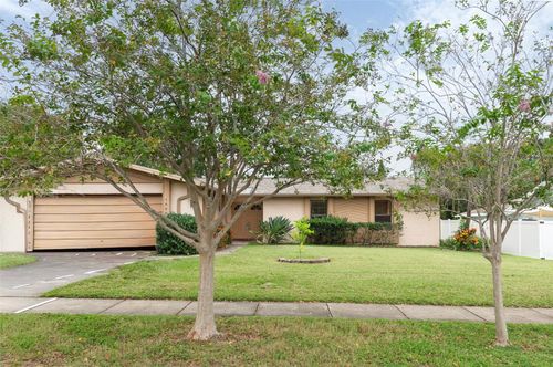 1555 Fife Ct, Dunedin, FL, 34698-3220 | Card Image