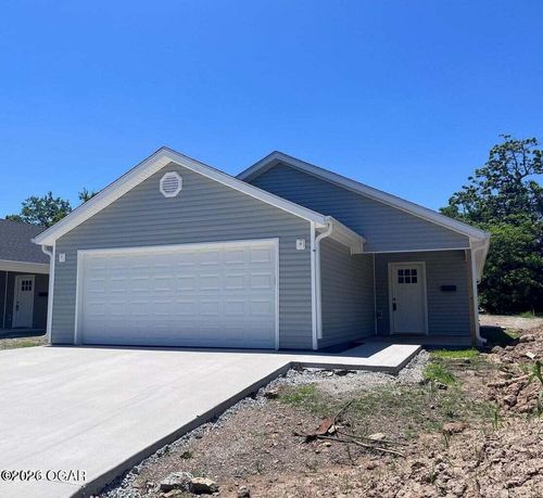 418 N Elliott St, Webb City, MO, 64870-1527 | Card Image