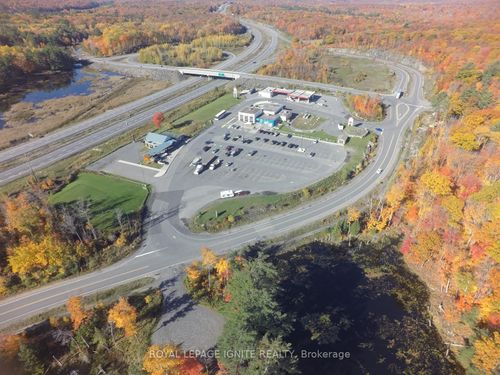 114-1 Horseshoe Lake Rd, Seguin, ON, P2A2W8 | Card Image