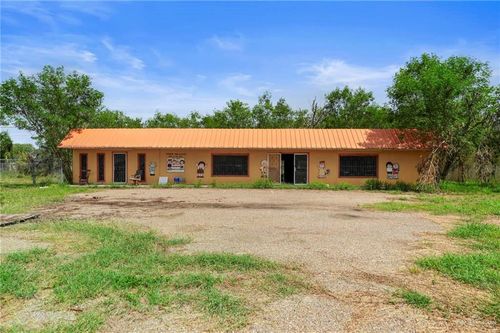 1204 3 Mile Rd W, Progreso Lks, TX, 78596 | Card Image