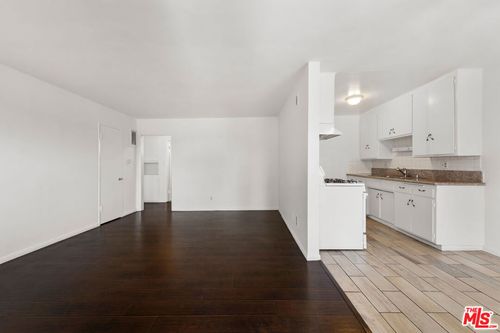 apt-11-3355 S Canfield Ave, Los Angeles, CA, 90034-2985 | Card Image