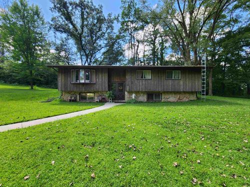 17917 Circle Dr, Boscobel, WI, 53805-9228 | Card Image