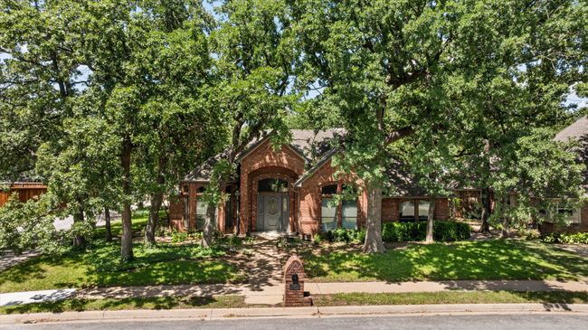 1413 Cat Mountain Trl, House other with 3 bedrooms, 2 bathrooms and null parking in Keller TX | Image 36