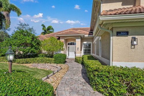 5220 Rosewood Ln, Vero Beach, FL, 32966-2245 | Card Image