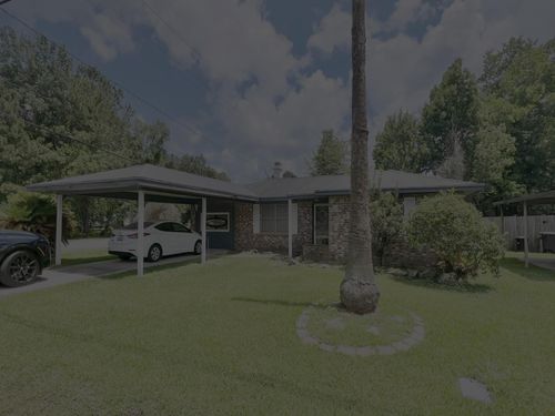 703 W Park St, Vidor, TX, 77662-4636 | Card Image