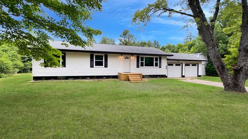 3403 E 34 Rd, Cadillac, MI, 49601-9646 | Card Image