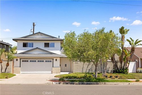 9331 Cape Cod Dr, Huntington Beach, CA, 92646 | Card Image