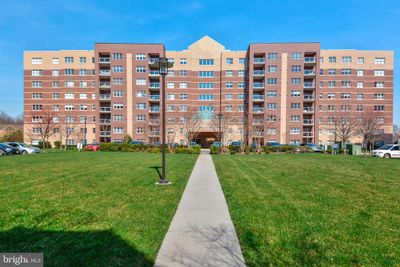 310 - 12240 Roundwood Road, Condo with 2 bedrooms, 2 bathrooms and null parking in LUTHERVILLE TIMONIUM MD | Image 2