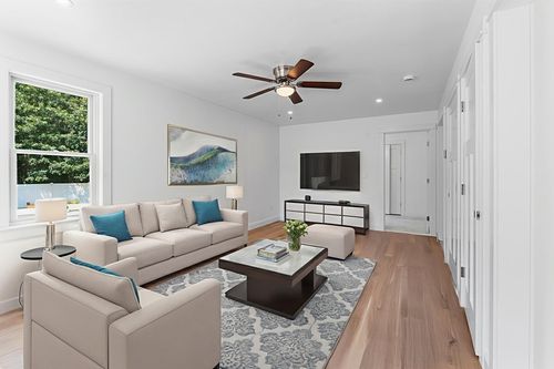 8 Albatross Ave, East Wareham, MA, 02538-1406 | Card Image