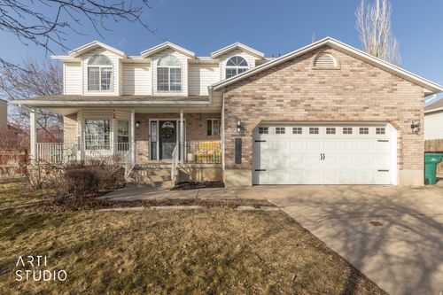 1731 E 2825 N, Layton, UT, 84040-3214 | Card Image