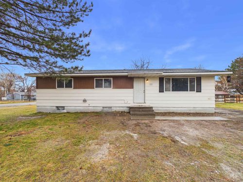 1911 R St, Heyburn, ID, 83336-8677 | Card Image