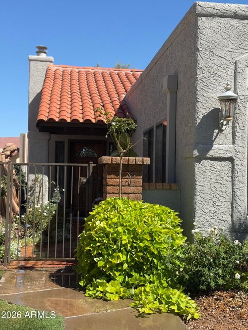 8098 E Del Trigo, Scottsdale, AZ, 85258-1750 | Card Image