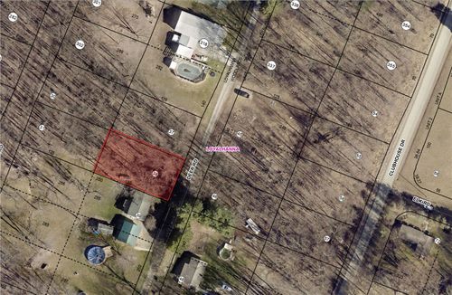 254 Deer Ln, Loyalhanna, PA, 15681-2506 | Card Image