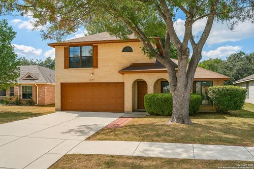 11311 Forest Shower, Live Oak, TX, 78233-4830 | Card Image