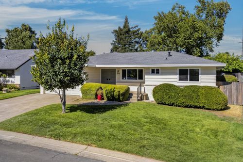 3845 Lynwood Way, Sacramento, CA, 95864 | Card Image