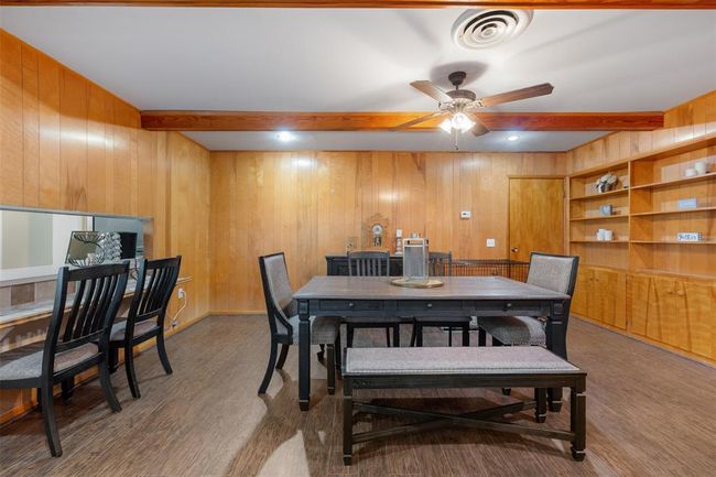 617 Melody Ln, House other with 3 bedrooms, 3 bathrooms and 2 parking in Eagle Lake TX | Image 14