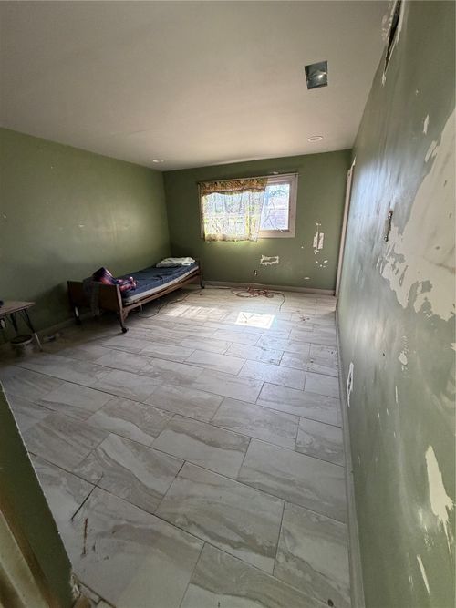 2408 Skylark Dr, Arlington, TX, 76010-8114 | Card Image