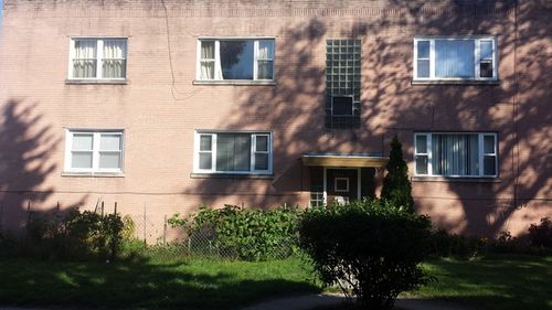 1n-2435 Balmoral Ave, Chicago, IL, 60625-2301 | Card Image
