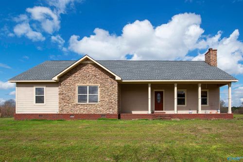 97 Corinth Rd, Albertville, AL, 35951-4440 | Card Image