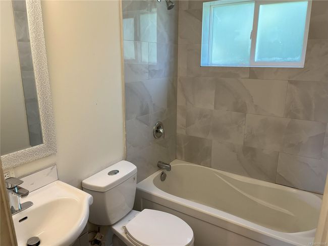6558 Lanark Rd, House other with 5 bedrooms, 2 bathrooms and 5 parking in Sooke BC | Image 13
