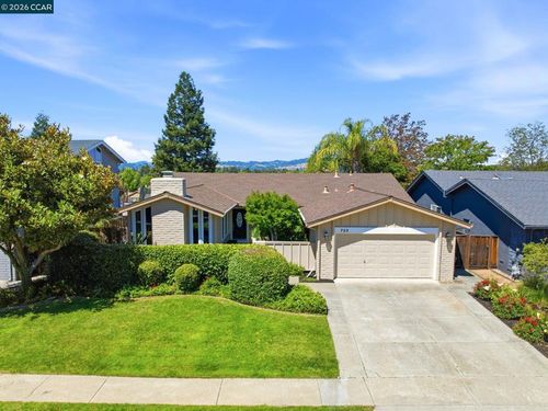 723 Navaronne Way, Concord, CA, 94518-2322 | Card Image
