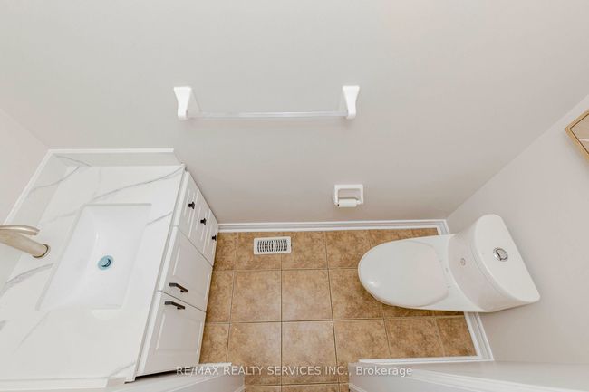 33 Leparc Rd, House other with 7 bedrooms, 5 bathrooms and 5 parking in Brampton ON | Image 20