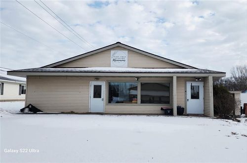 1820 Talen St, Menomonie, WI, 54751-1460 | Card Image