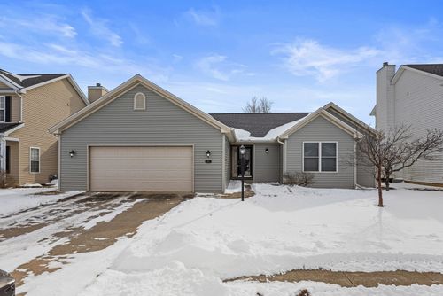 309 Bluestem, Savoy, IL, 61874-8530 | Card Image