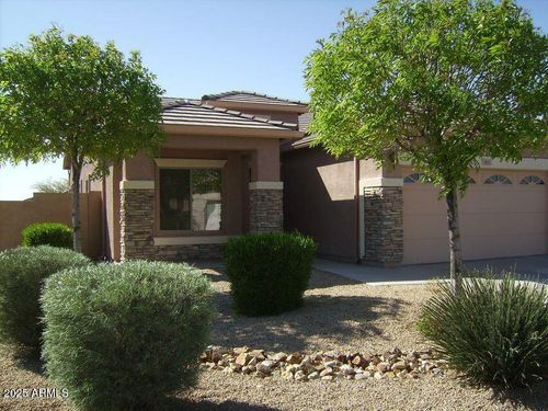 4611 W Stoneman Dr, Phoenix, AZ, 85086-1444 | Card Image