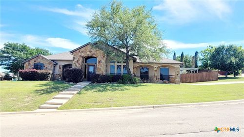 8001 Ridgeway Ct, Nolanville, TX, 76559-4730 | Card Image