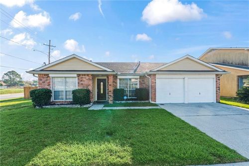 2101 Dierdorff St, Marrero, LA, 70072-5474 | Card Image