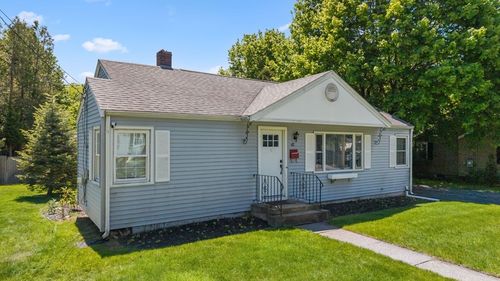 42 Woodway Dr, Shrewsbury, MA, 01545-5030 | Card Image