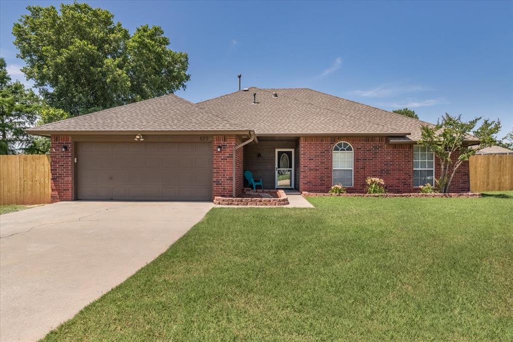 Magnolia Ter, Mustang, OK 73064
