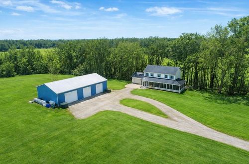 1500 Sanford Ln, Buchanan, MI, 49107-8340 | Card Image